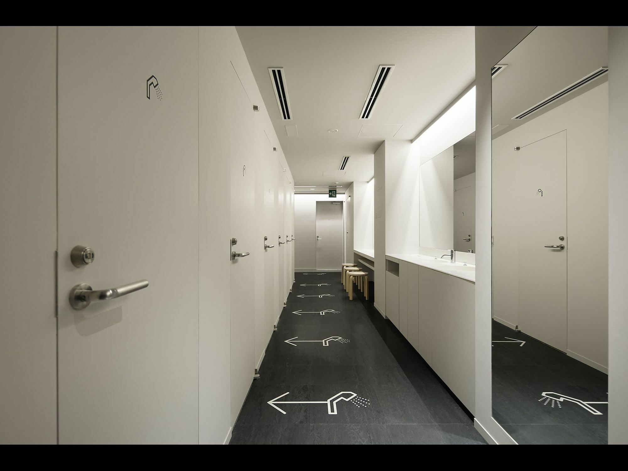 9H Nine Hours Woman Kanda Tokyo Exterior photo